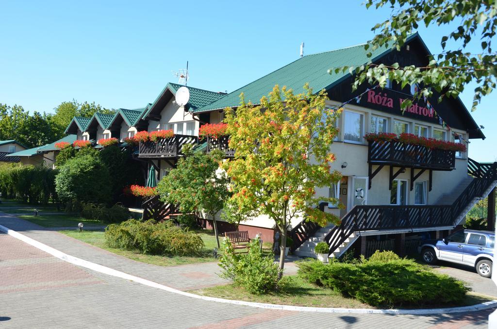 Hotel Roza Wiatrow Władysławowo Exterior foto